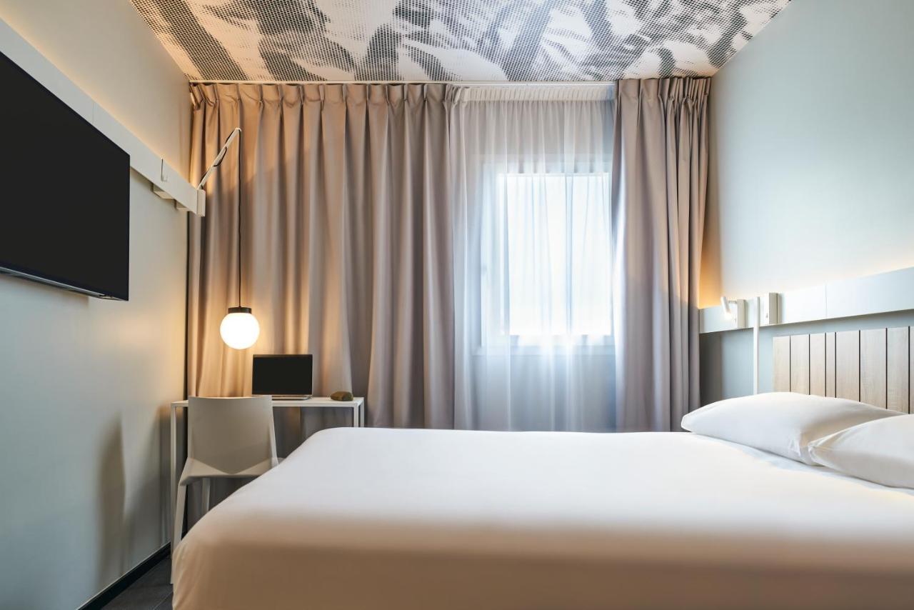 Campanile Paris Ouest - - Vélizy 3* Clamart