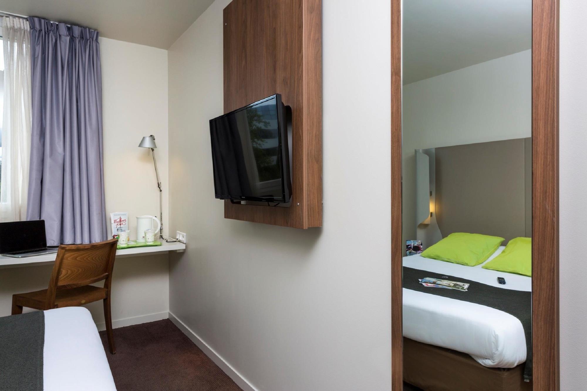 Hotel Campanile Paris Ouest - - Vélizy 3*