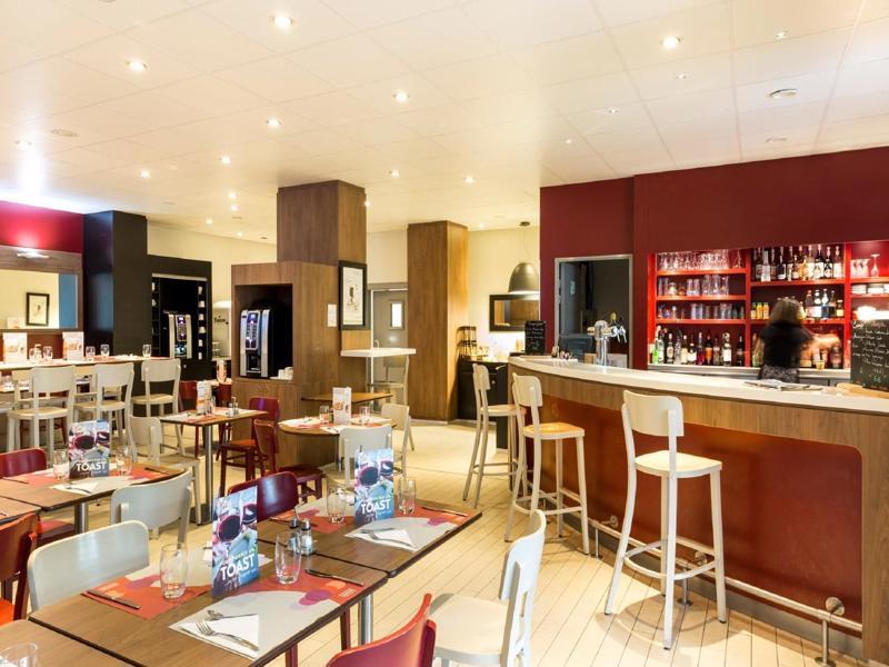 Hotel Campanile Paris Ouest - - Vélizy