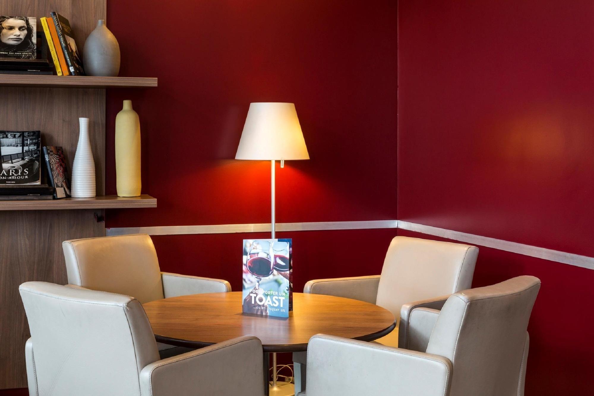 Campanile Paris Ouest - - Vélizy 3* Clamart